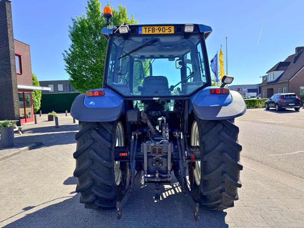 New Holland TS90 4WD Shuttle