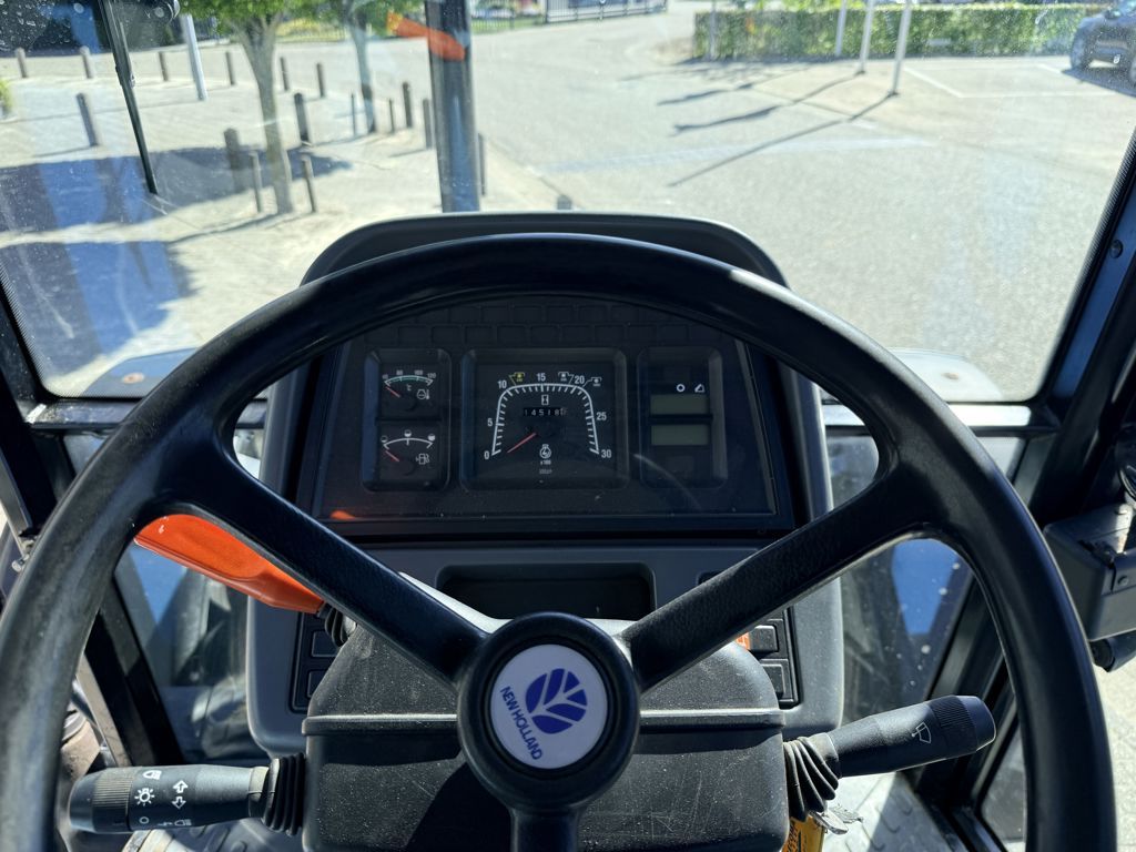 New Holland TS90 4WD Shuttle