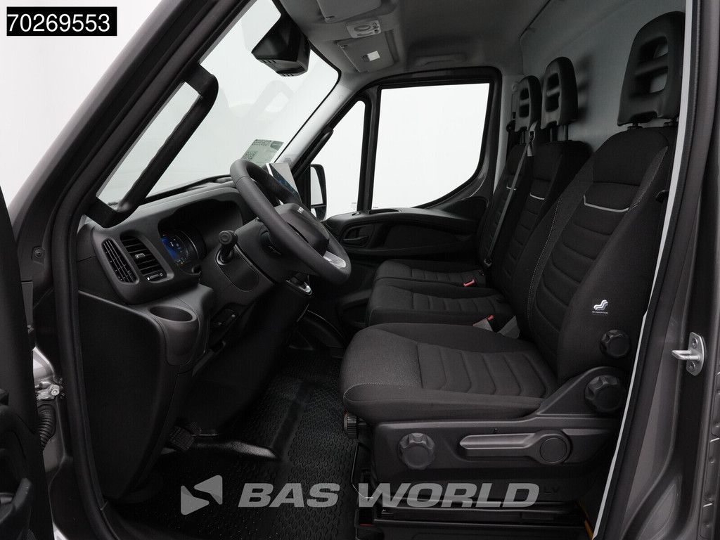 Iveco Daily 35S21 BPM VRIJ! 3.0L Automaat 210PK 3,5t Trekhaak ACC LED Airco Camera Parkeersensoren Tacho Euro6 L2 12m3 A/C Towbar