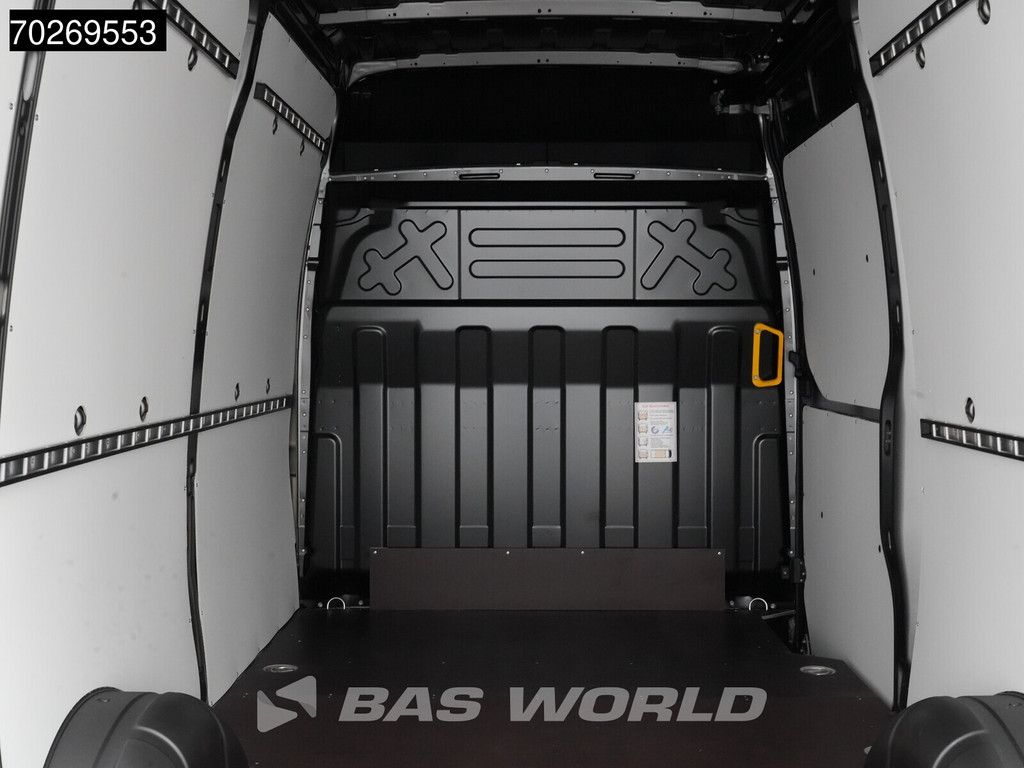 Iveco Daily 35S21 BPM VRIJ! 3.0L Automaat 210PK 3,5t Trekhaak ACC LED Airco Camera Parkeersensoren Tacho Euro6 L2 12m3 A/C Towbar
