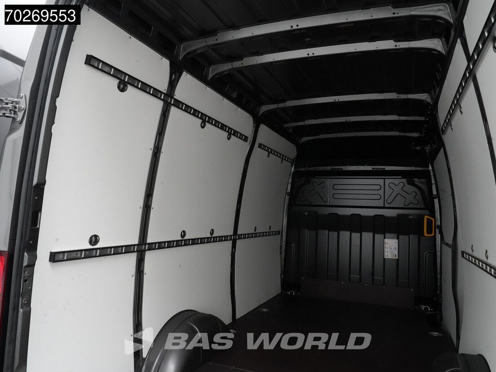 Iveco Daily 35S21 BPM VRIJ! 3.0L Automaat 210PK 3,5t Trekhaak ACC LED Airco Camera Parkeersensoren Tacho Euro6 L2 12m3 A/C Towbar