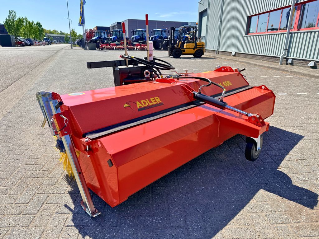 Adler K600-240 Veegmachine