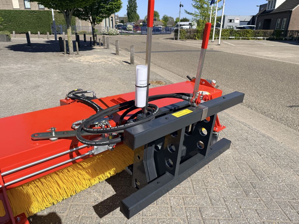 Adler K600-240 Veegmachine