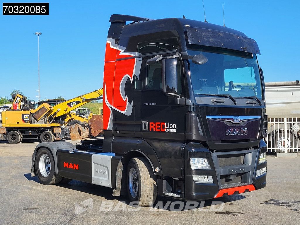 MAN TGX TGX 18.480 4X2 XXL Retarder 2xTanks ACC Navi