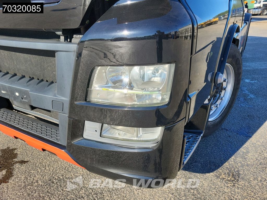 MAN TGX TGX 18.480 4X2 XXL Retarder 2xTanks ACC Navi