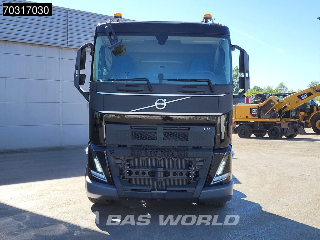 Volvo FH 540 8X4 NEW chassis with crane base Full Air suspension VEB+ Automatic Euro 6