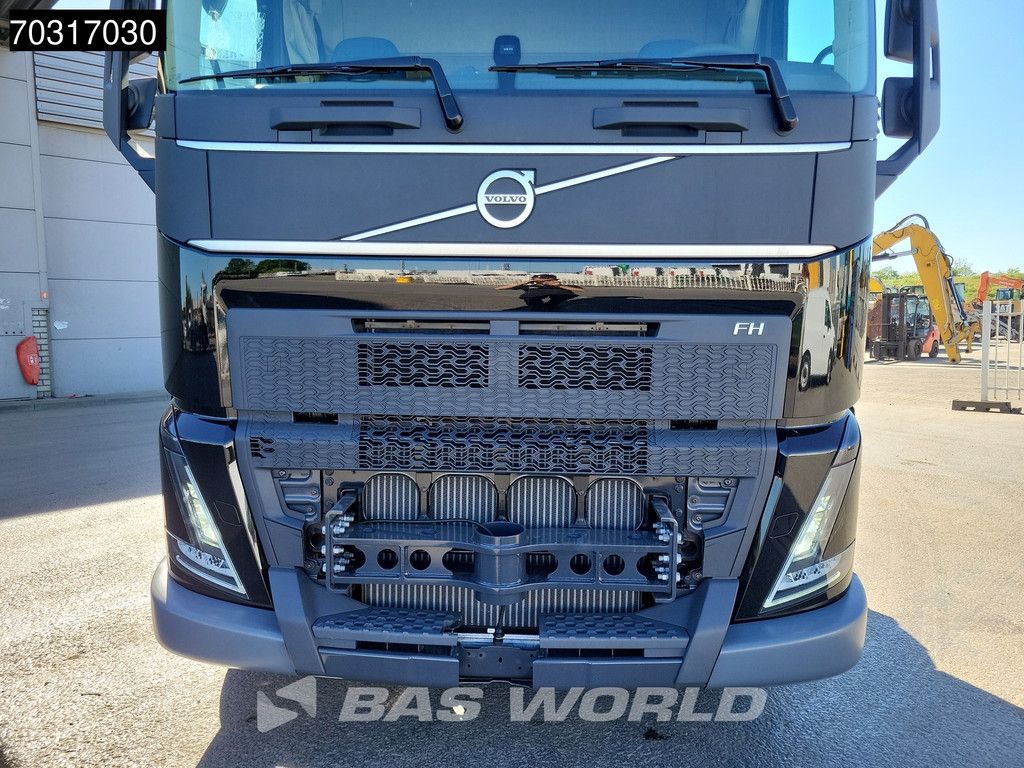 Volvo FH 540 8X4 NEW chassis with crane base Full Air suspension VEB+ Automatic Euro 6