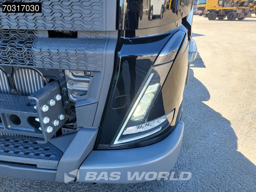 Volvo FH 540 8X4 NEW chassis with crane base Full Air suspension VEB+ Automatic Euro 6