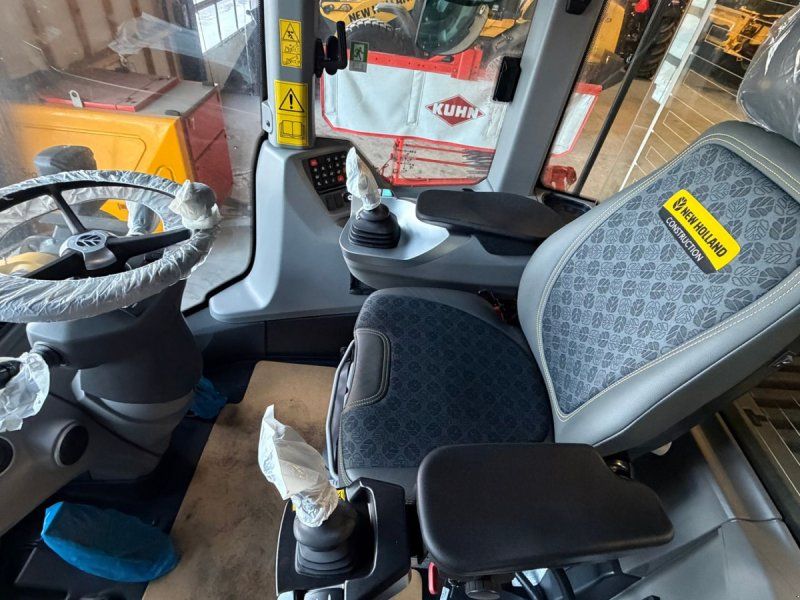 New Holland W170D
