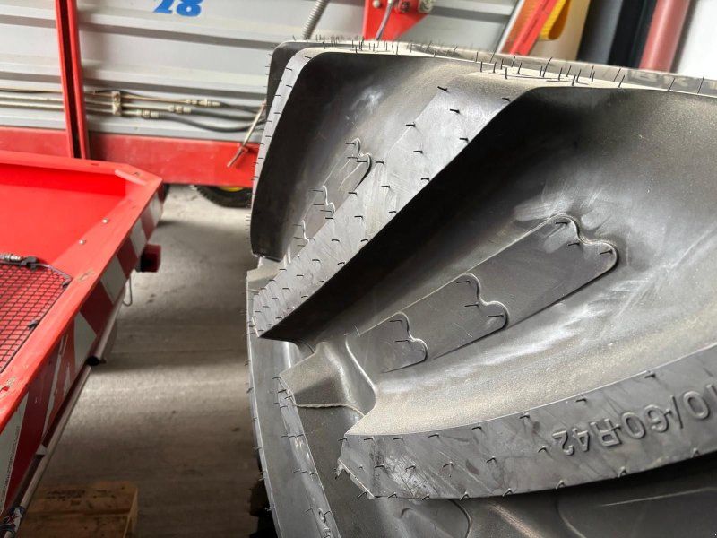 BKT Reifen VF 710/60 R42