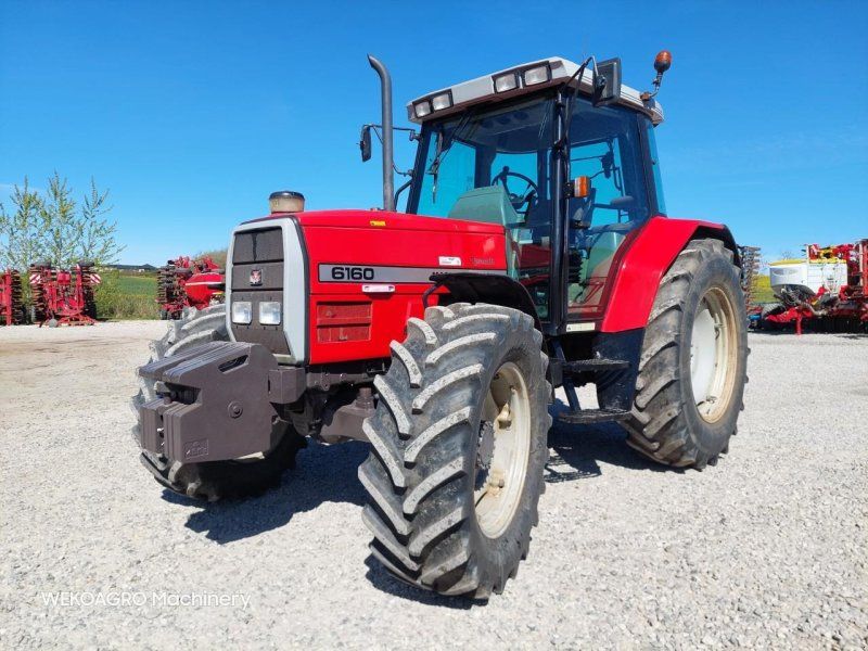 Massey Ferguson 6160Dynashift  4WD