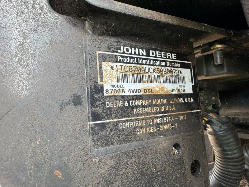 John Deere 8700 A