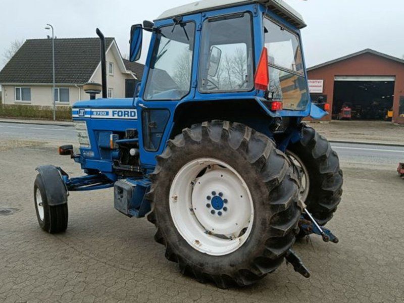 Ford 6700 med en turbo motor