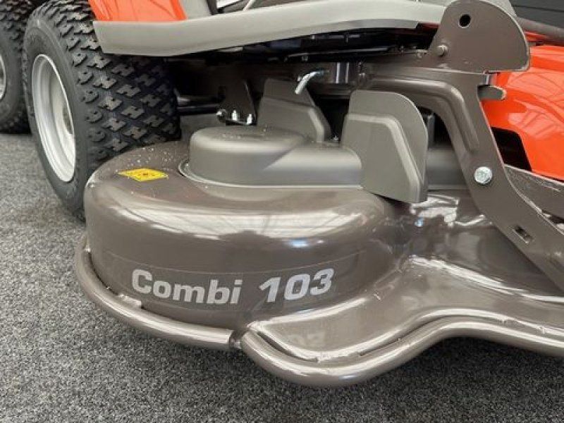 Husqvarna Rider R216Ts AWD mit 103cm Mähdeck Allrad 16PS