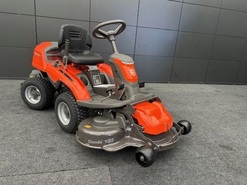 Husqvarna Rider R216Ts AWD mit 103cm Mähdeck Allrad 16PS