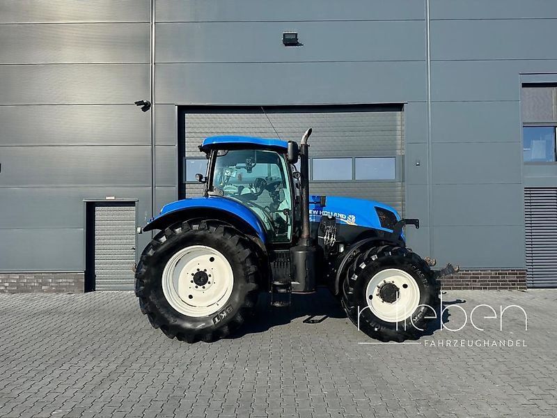 New Holland T7.185 RC RangeCommand