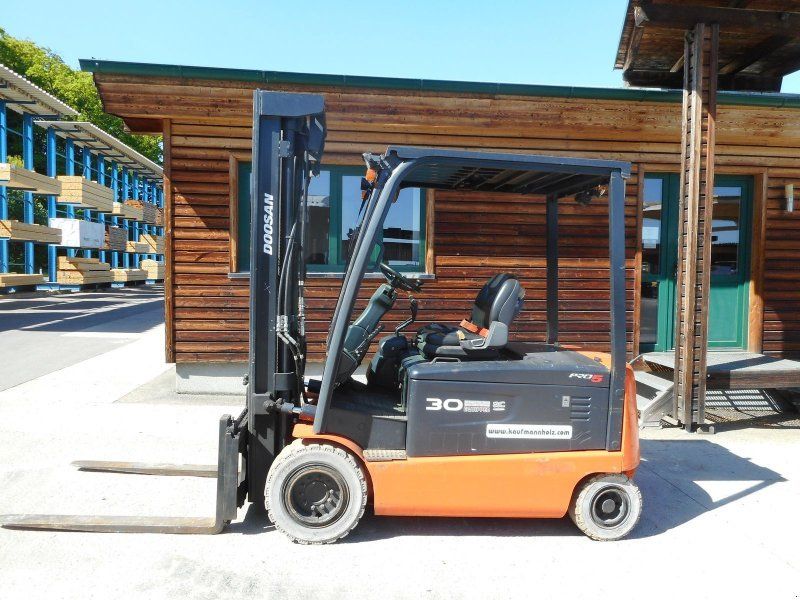 Doosan B30X-5 Tripl + SS + 4. Kreis