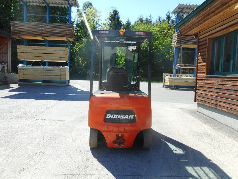 Doosan B30X-5 Tripl + SS + 4. Kreis