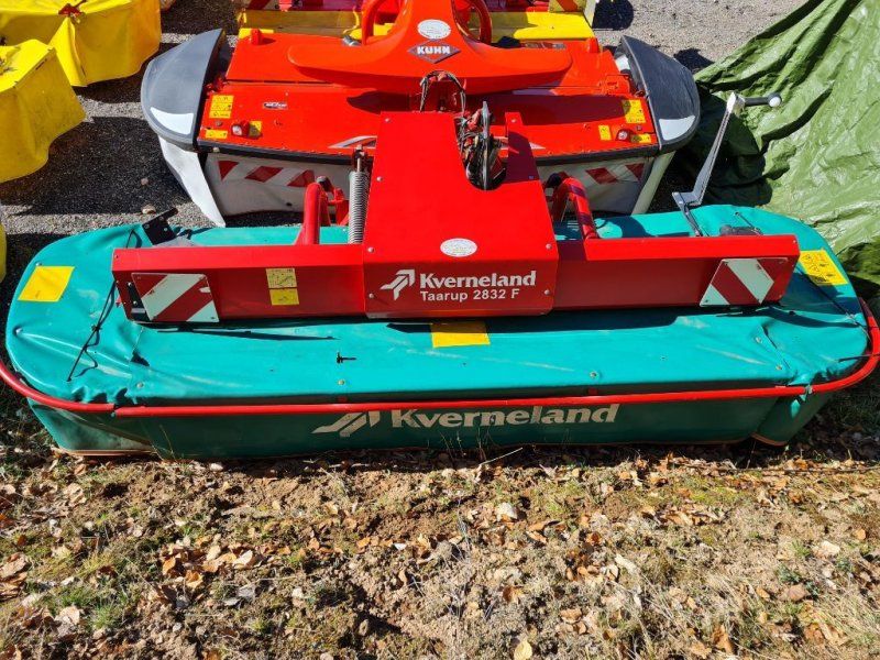 Kverneland 2832F