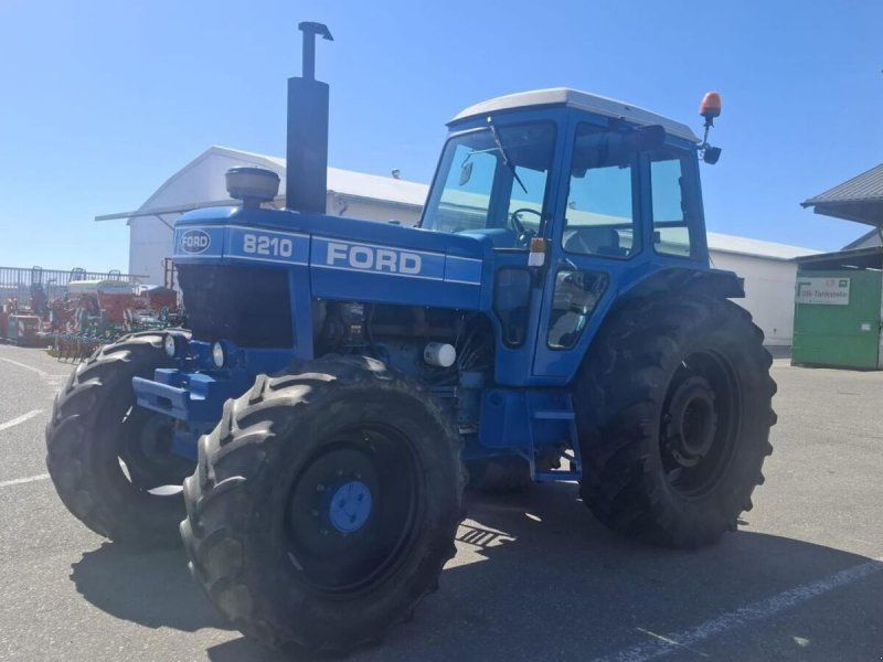 Ford 8210