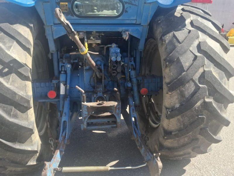Ford 8210
