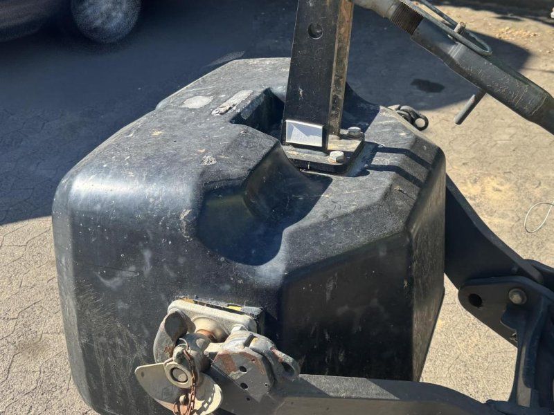 Keine Angabe  950 kg