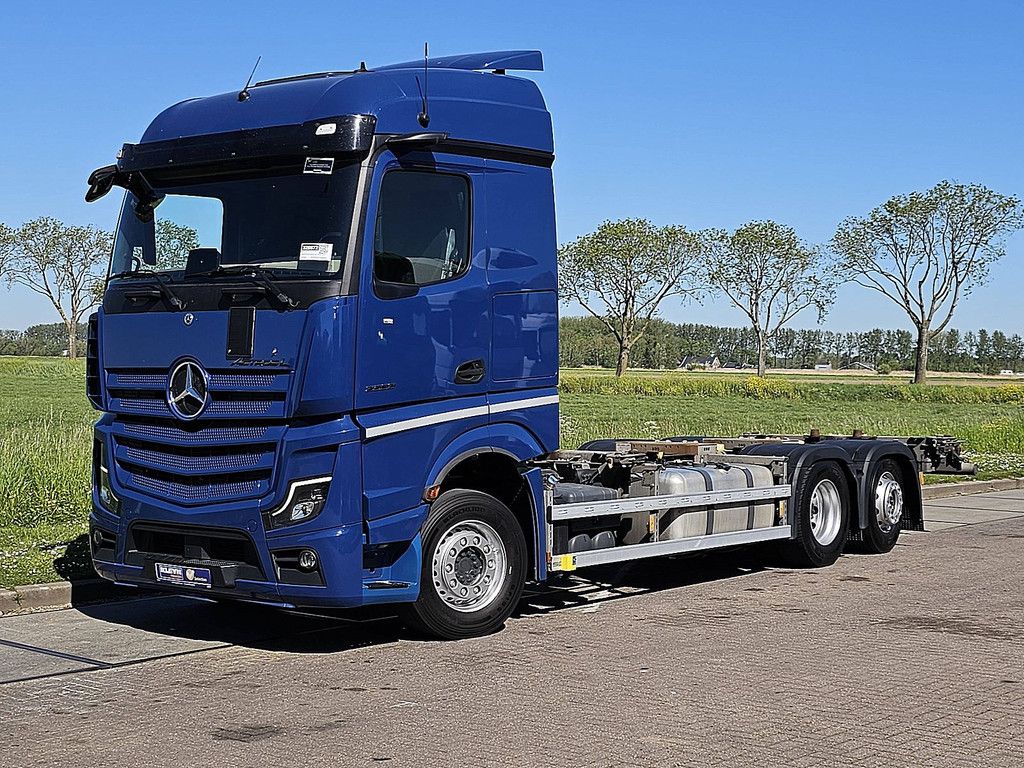 MERCEDES-BENZ ACTROS 2553 oil retarder 6x2*4