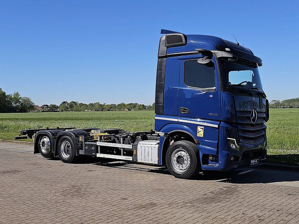 MERCEDES-BENZ ACTROS 2553 oil retarder 6x2*4