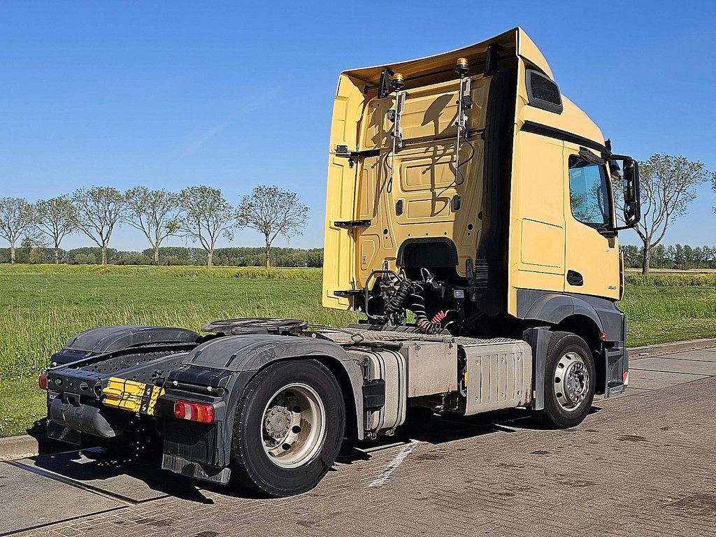 MERCEDES-BENZ ACTROS 1843