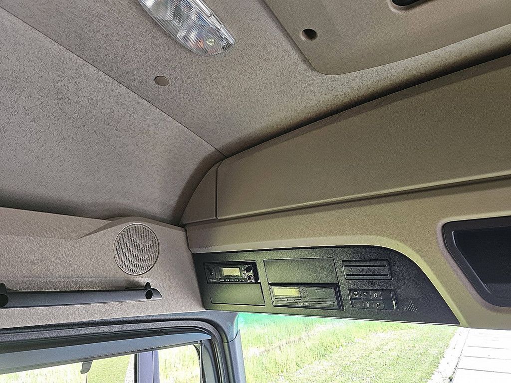 MERCEDES-BENZ ACTROS 1843