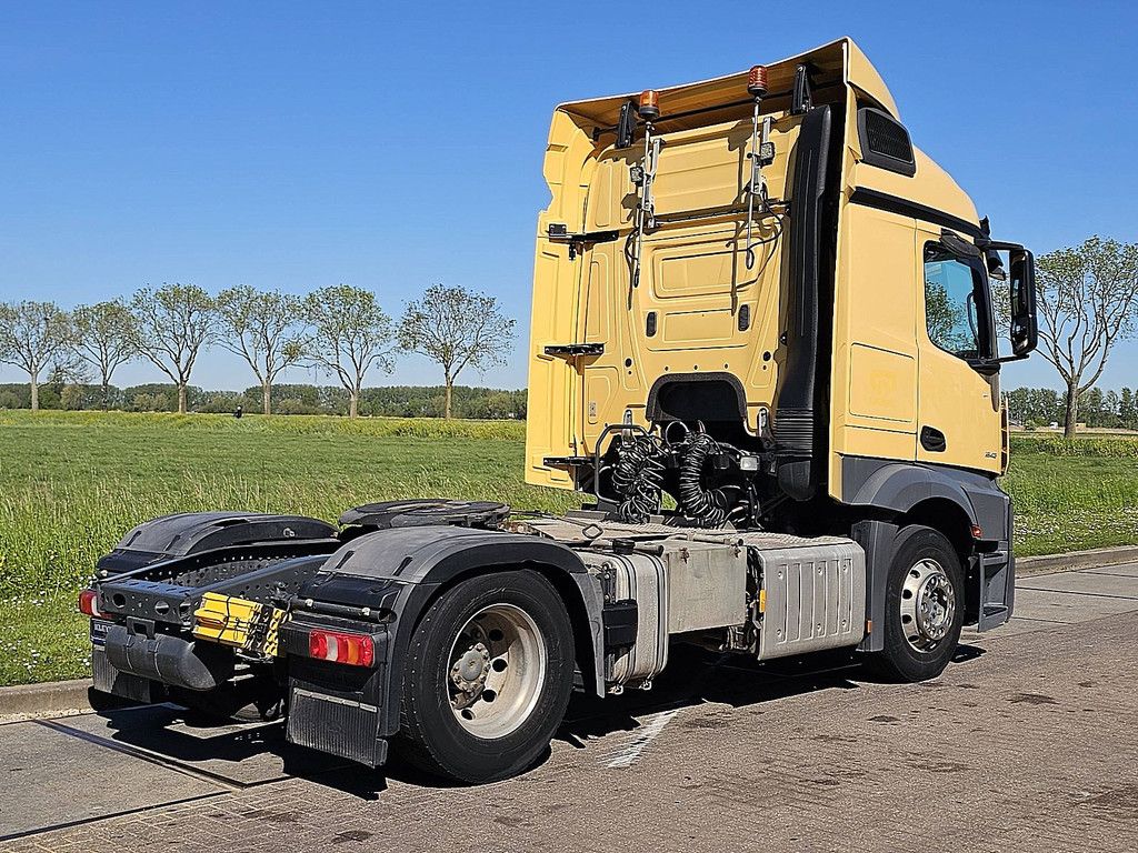 MERCEDES-BENZ ACTROS 1843
