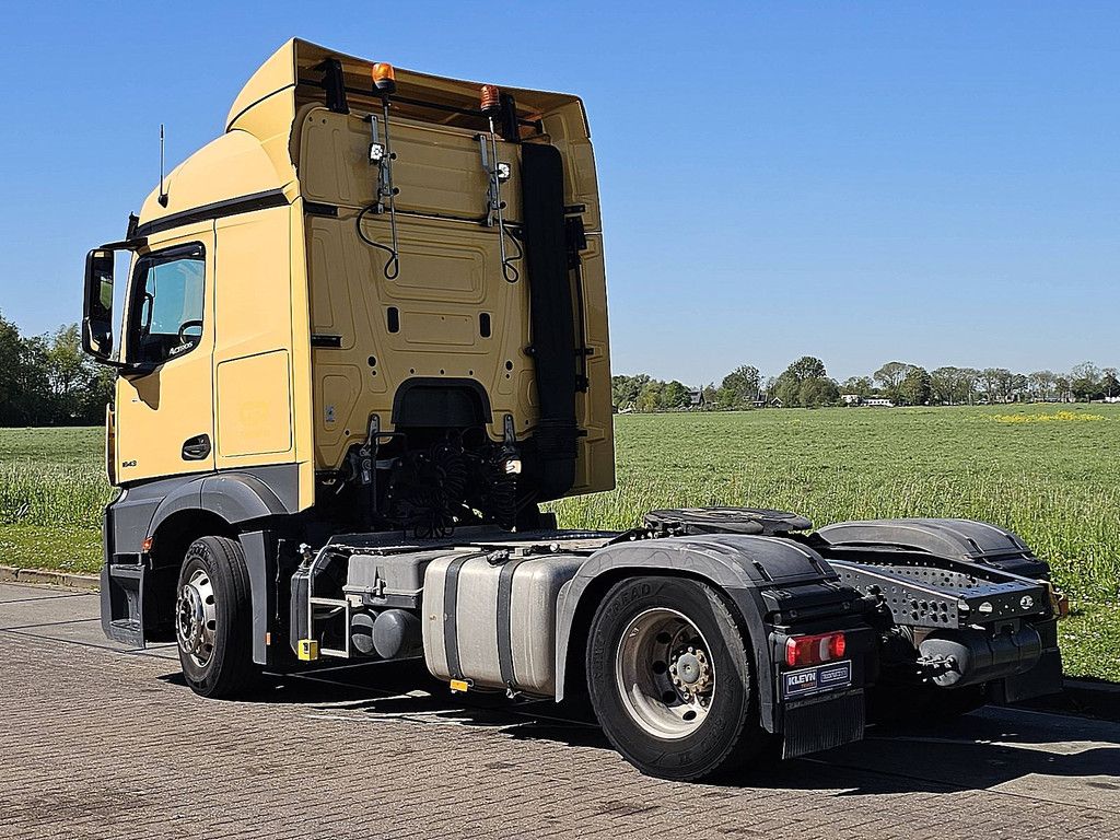 MERCEDES-BENZ ACTROS 1843