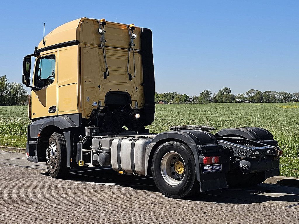 MERCEDES-BENZ ACTROS 1843