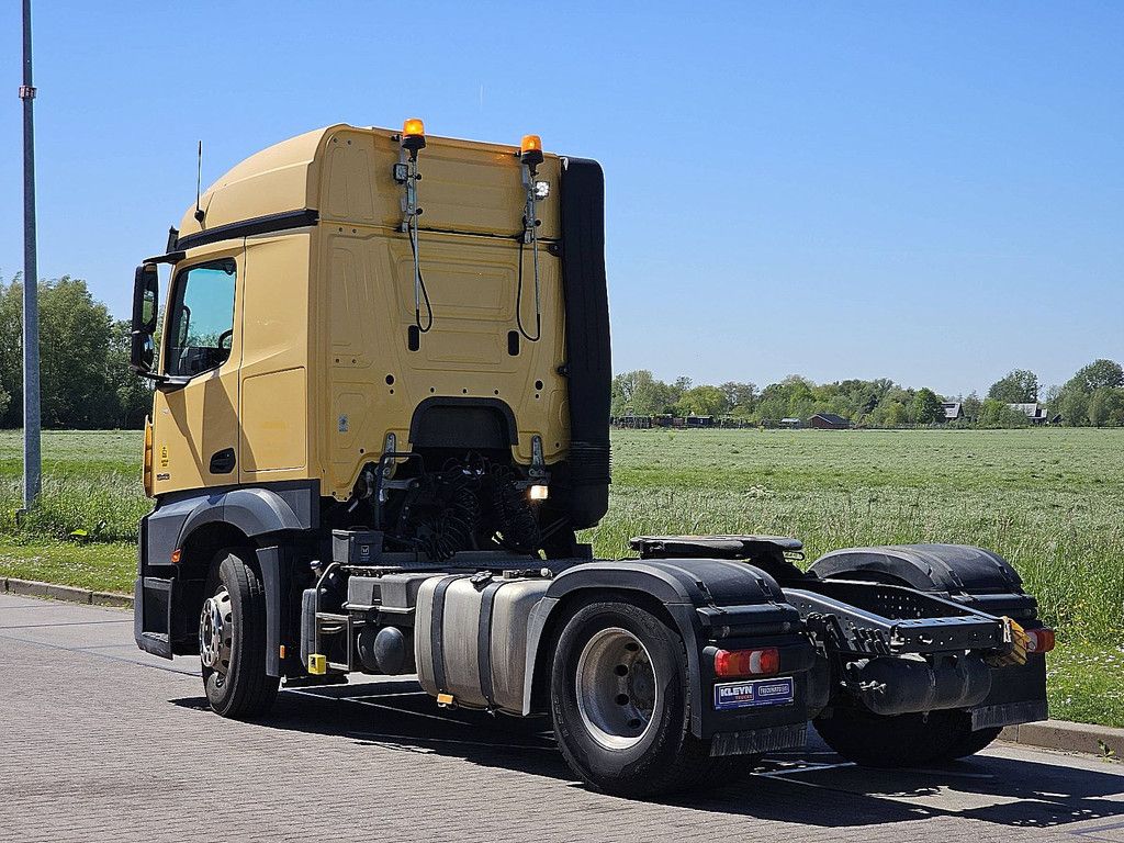 MERCEDES-BENZ ACTROS 1843