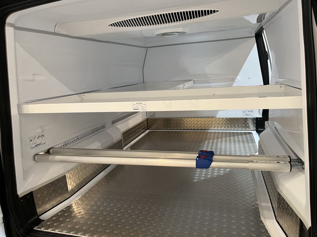 Mercedes-Benz Vito 116 CDI Lang RWD Automaat / Kerstner Dag- & Nachtkoeling / Airco / Camera / CarPlay / Cruise Control / LED / LMV / 3-Zits / 892 KM !!! Z.G.A.N. !!!