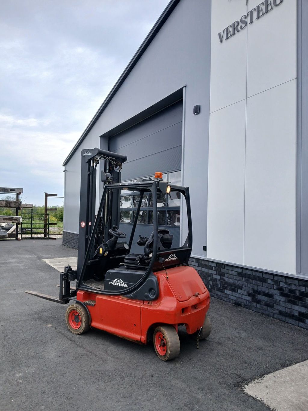 Linde E16P-02