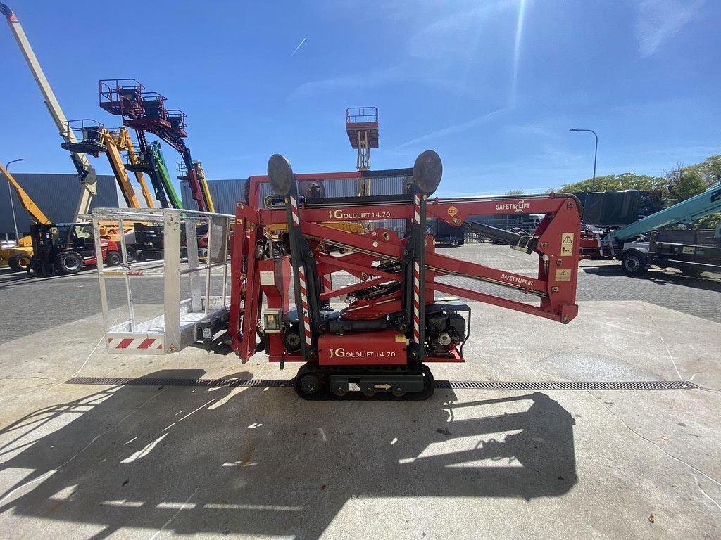2006 Hinowa Goldlift 14.70, Spin hoogwerker