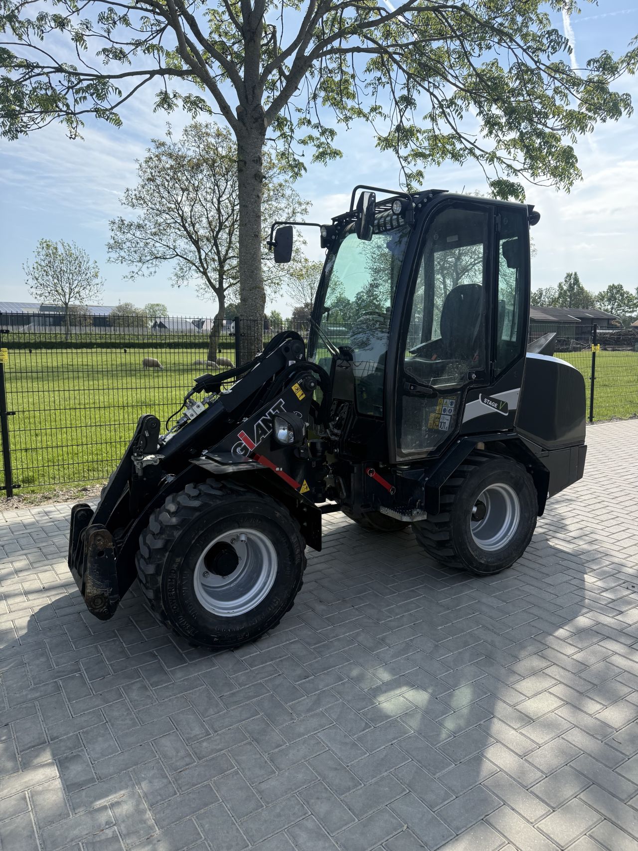 Giant g2700 extra HD ++ Kubota rt280-2 ( 770 uur )