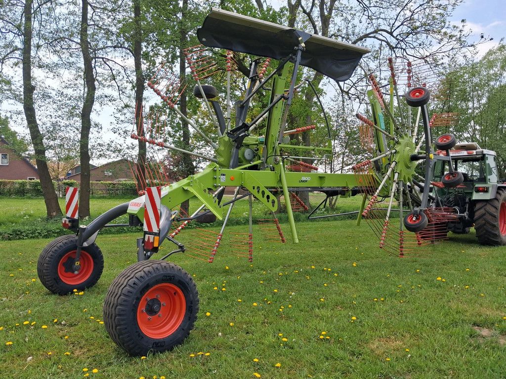 Claas Liner 1900 hark zijafleg