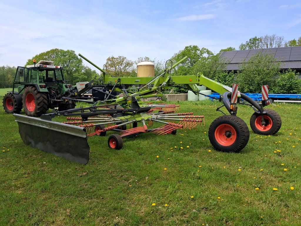 Claas Liner 1900 hark zijafleg