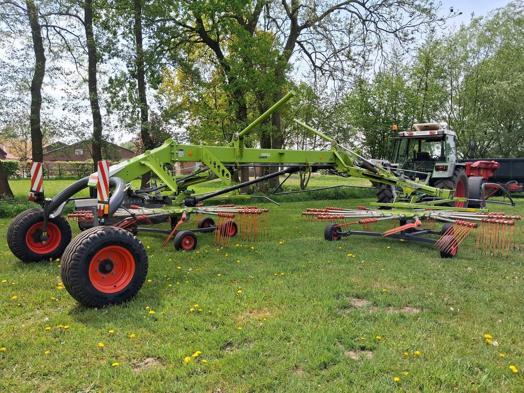 Claas Liner 1900 hark zijafleg
