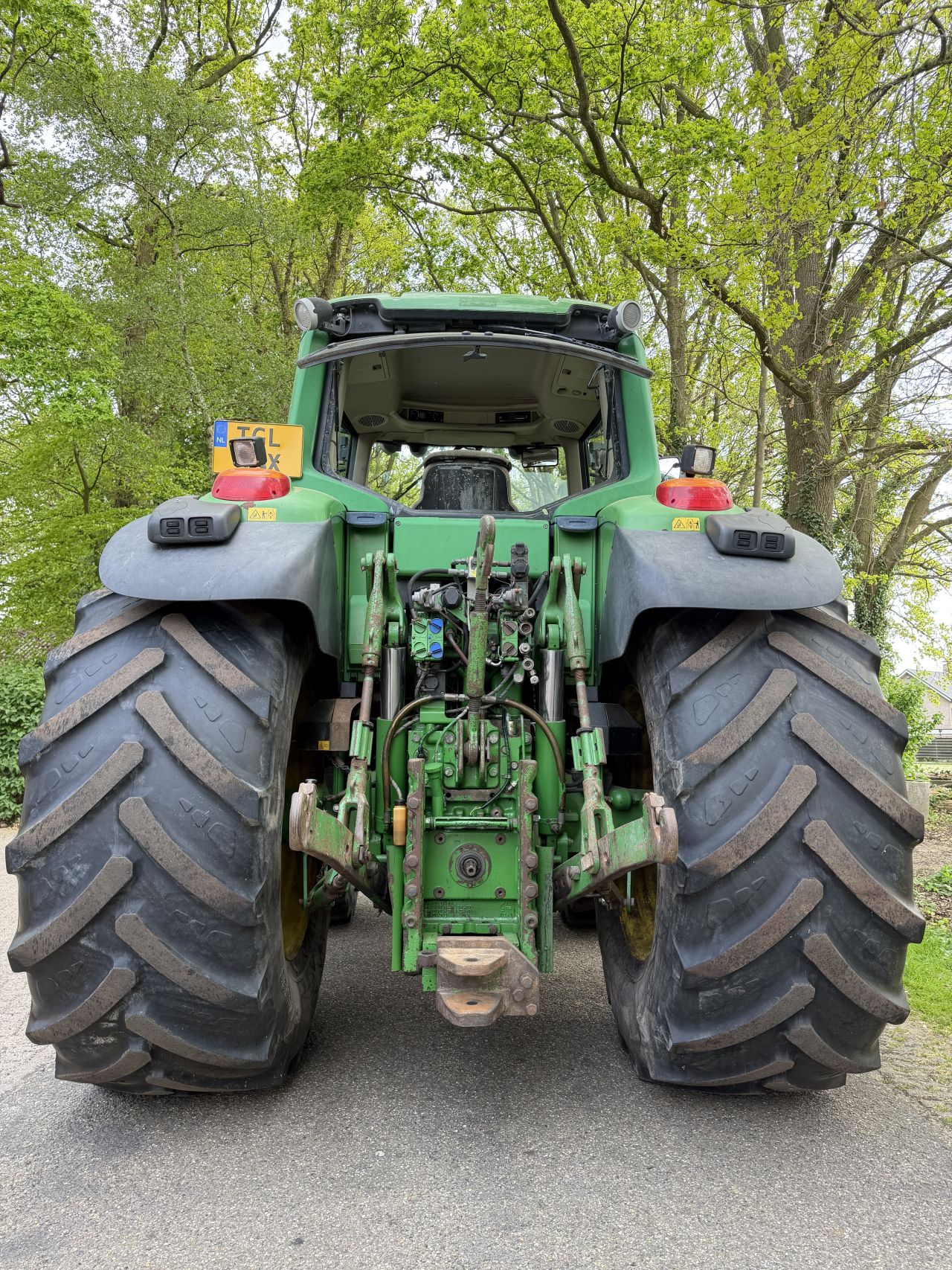 John Deere 7530