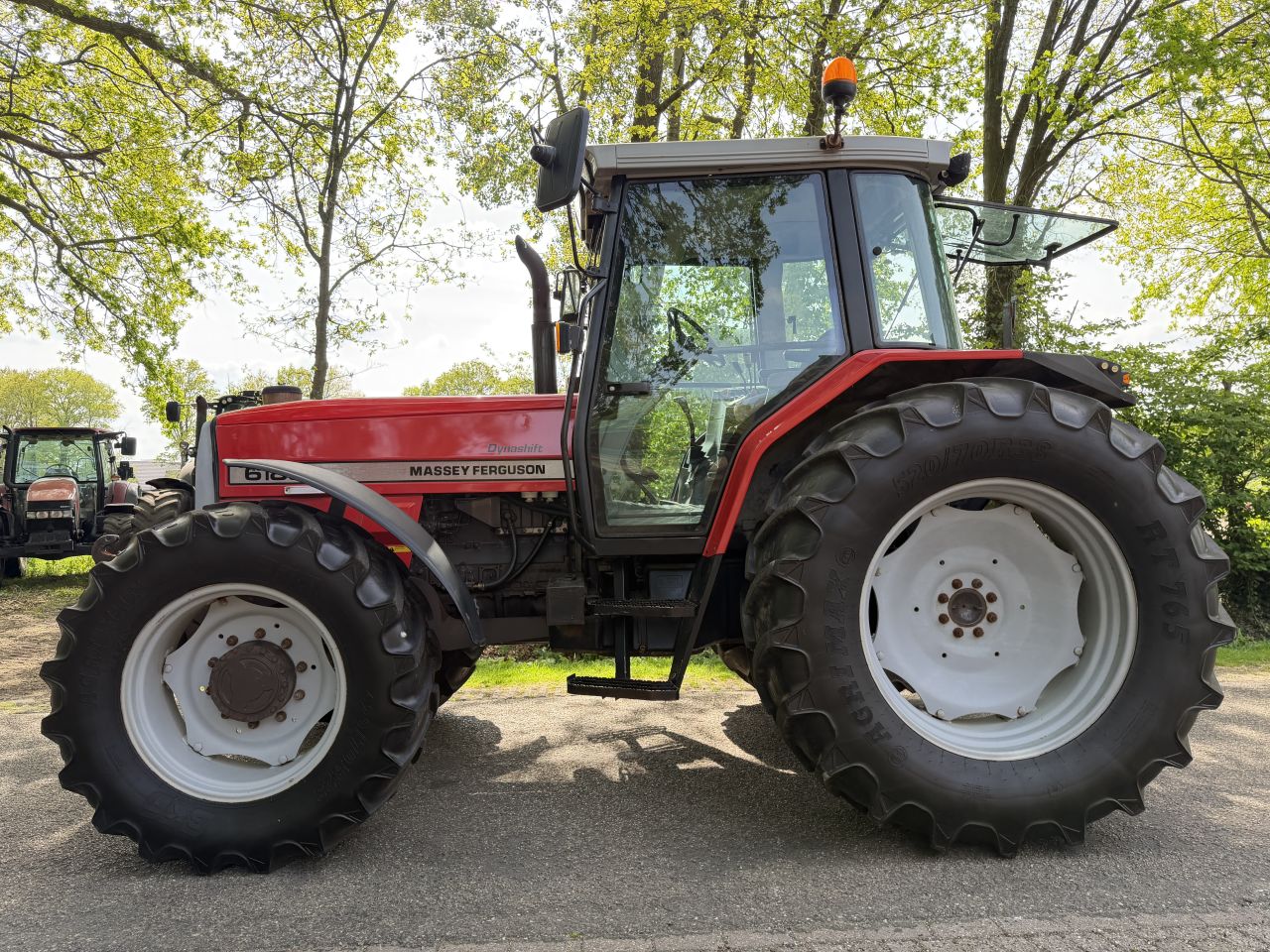 Massey Ferguson 6180 Dynashift