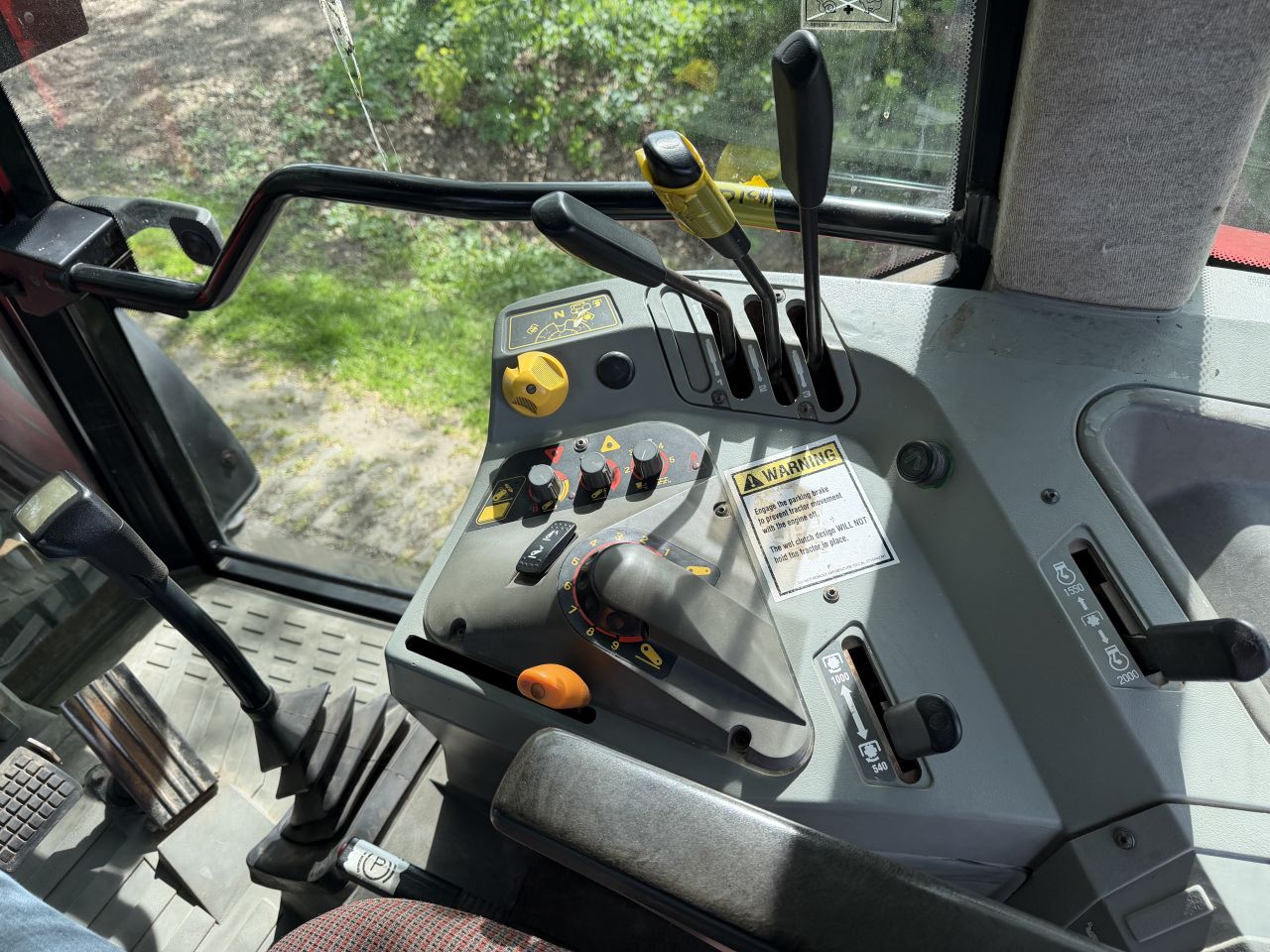 Massey Ferguson 6180 Dynashift