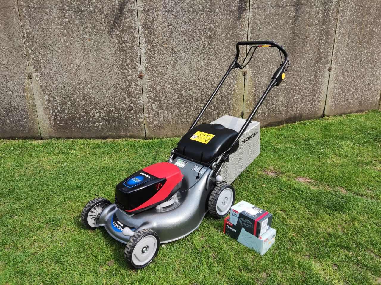 Nieuwe HONDA 36V accu grasmaaier (Type HRG466XB, 46 cm.)