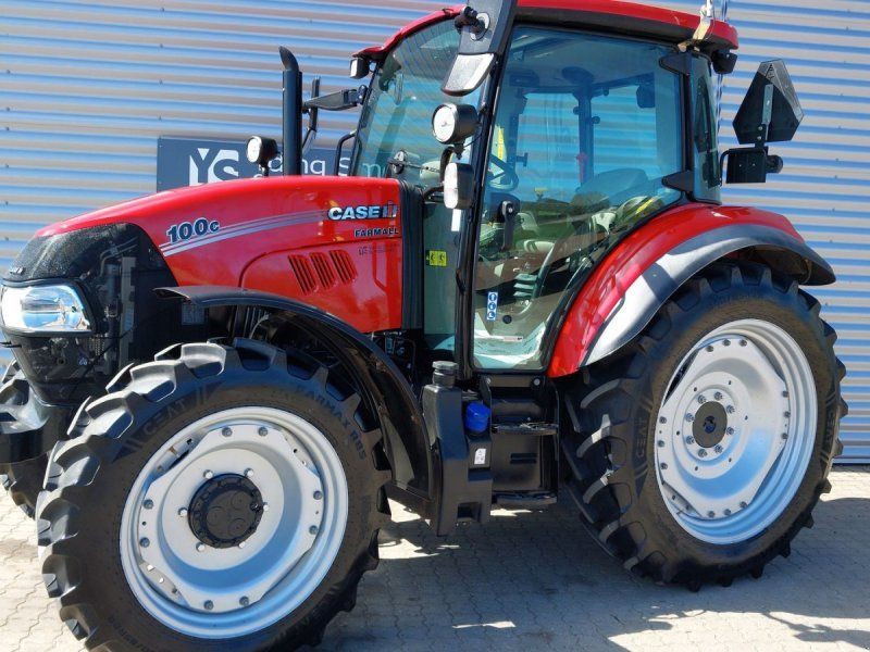 Case IH Farmall 100C