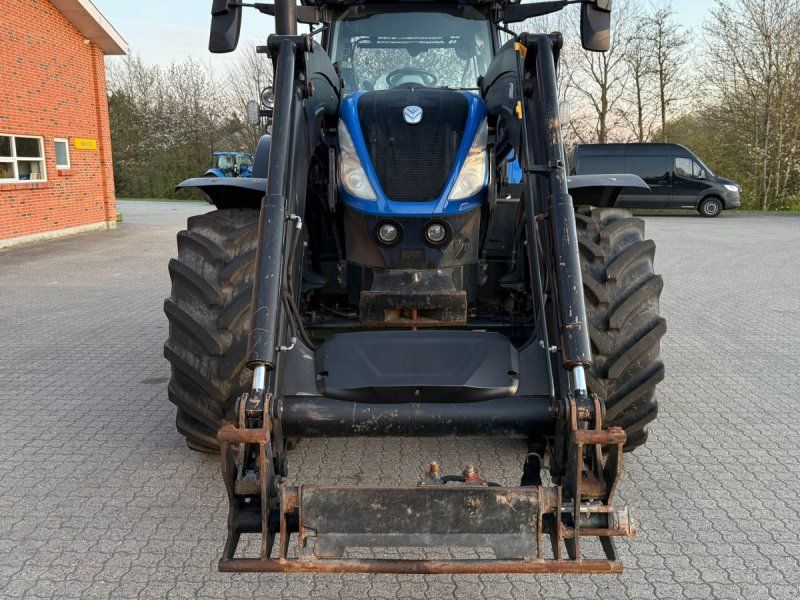 New Holland T7.230 AC  + Quicke Q7S