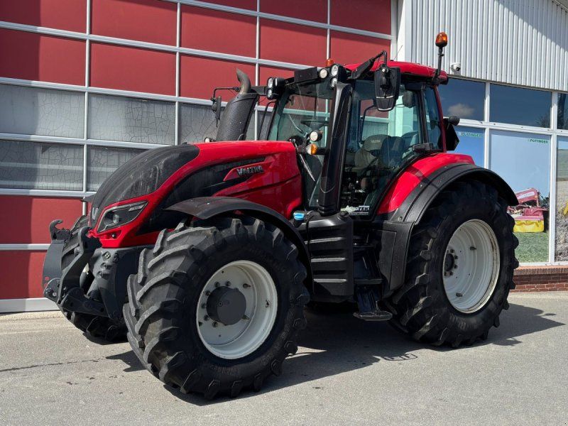 Valtra T214 Versu