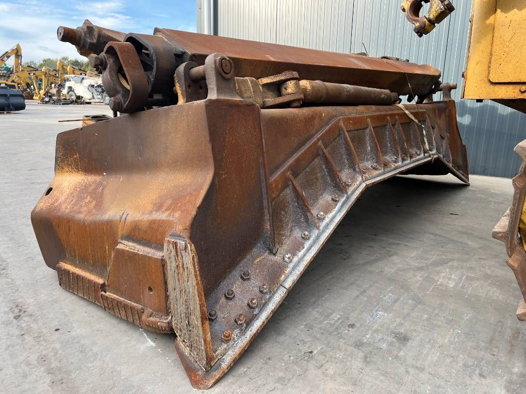 CAT D7G