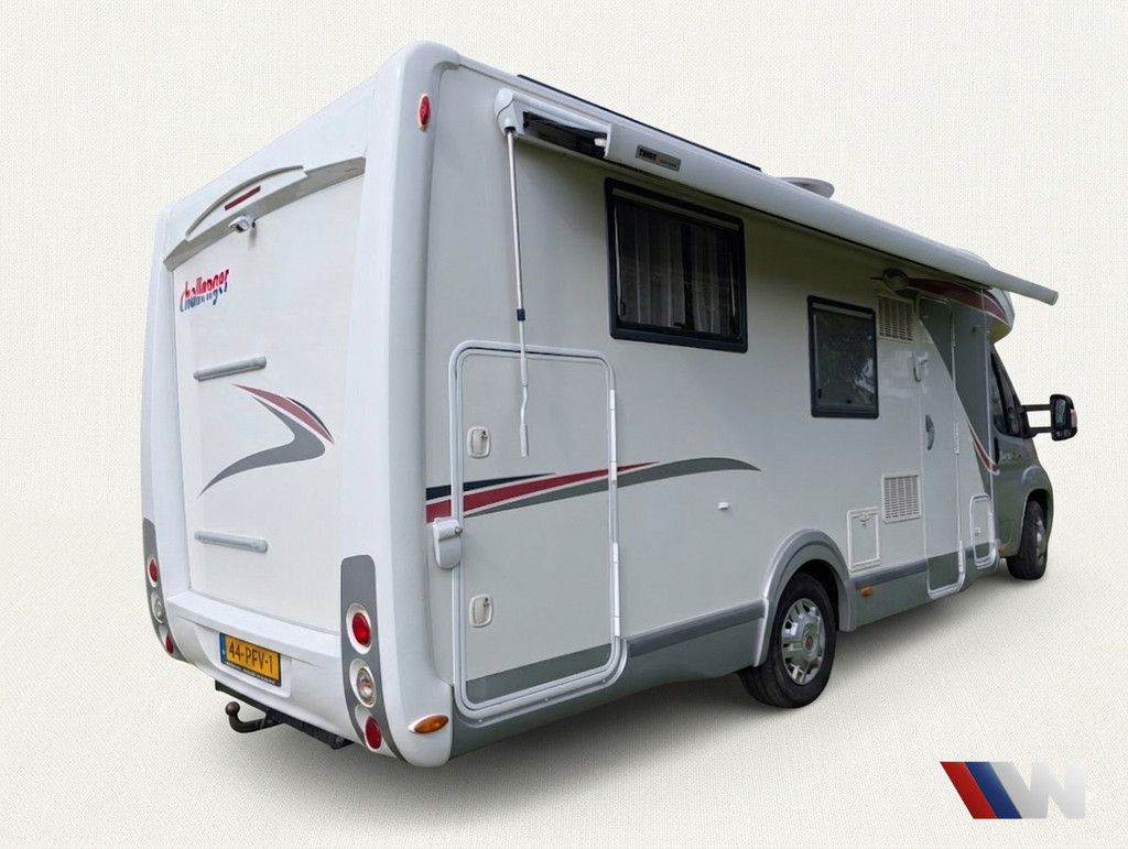 Challenger MAGEO 118 EB | Luchtvering| Queensbed| vol opties